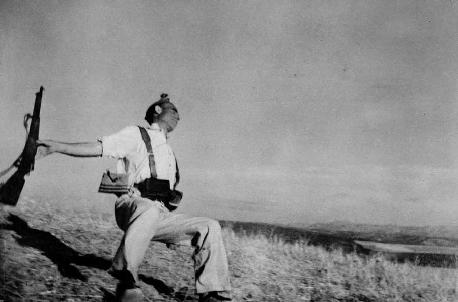 Robert CAPA – RETROSPECTIVE